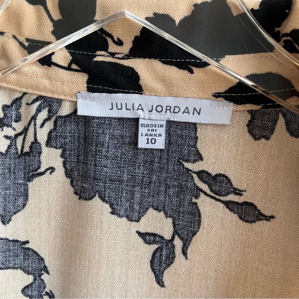 Julia Jordan Spread Collar Button Front Shirt Dress Size 10 Tan Floral Pockets - Picture 5 of 15